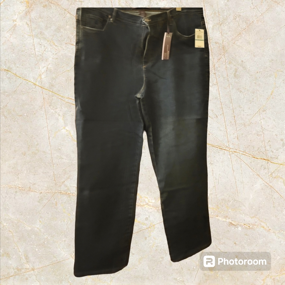 Gloria Vanderbilt blue jeans size 20